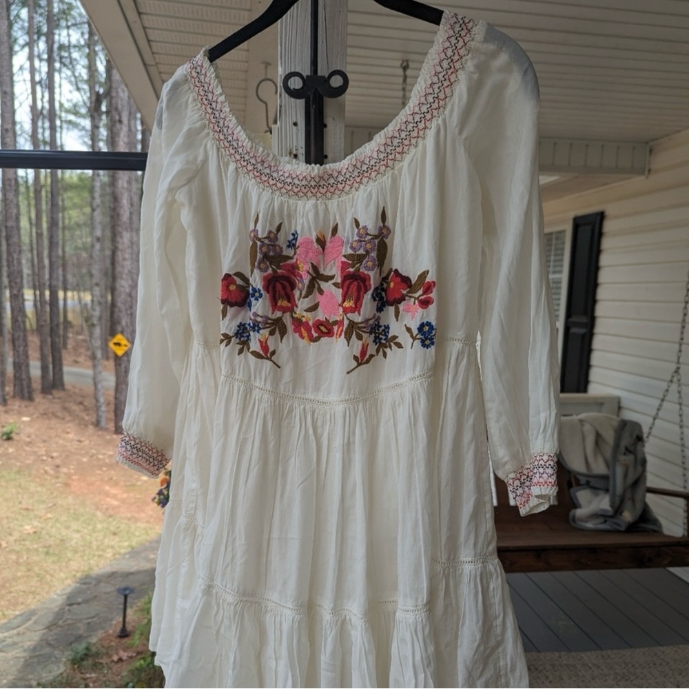Free People Sunbeams white Embroidered Mini Dress size Medium - Picture 3 of 8